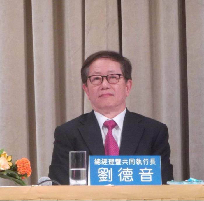 芯片公司業(yè)績(jī)承壓，豪賭“管理層換血”大冒險(xiǎn)