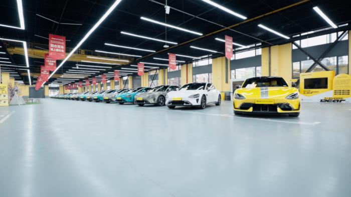 新車(chē)一車(chē)難求，懂車(chē)帝3月30日直播上架50臺(tái)小米SU7準(zhǔn)新車(chē)
