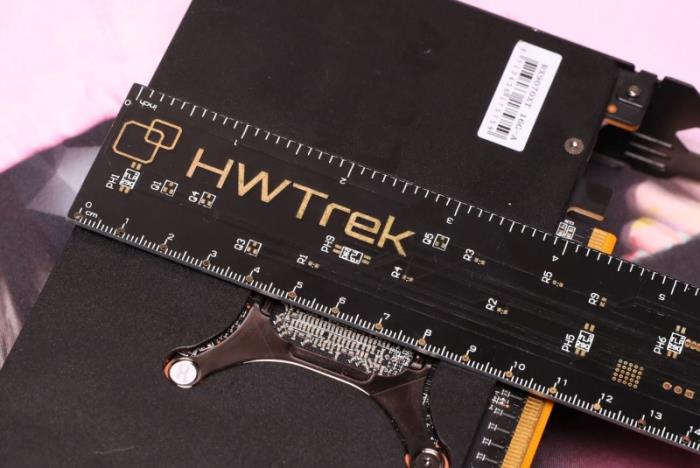 小鋼炮終極形態(tài)！撼訊RX 9070XT游蕩者打造4K電競主機(jī)