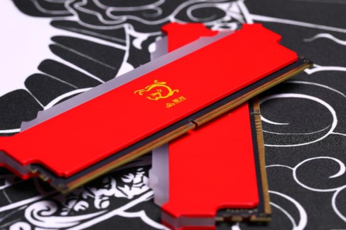 擁有一套國韻加持的內(nèi)存是什么體驗(yàn)，紫光國芯云彣「煌」系列內(nèi)存評(píng)測(cè)