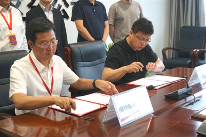 正式簽約！卓翼智能與寧夏鐵塔達(dá)成戰(zhàn)略合作，共筑低空經(jīng)濟(jì)新生態(tài)