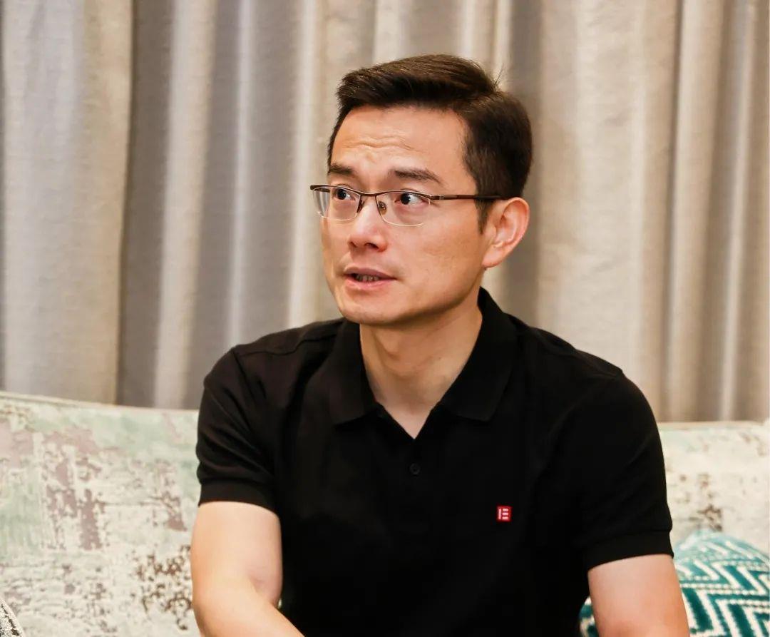 e簽寶斬獲最具應(yīng)用價值A(chǔ)gent大獎，智能合同五大創(chuàng)新引領(lǐng)行業(yè)變革