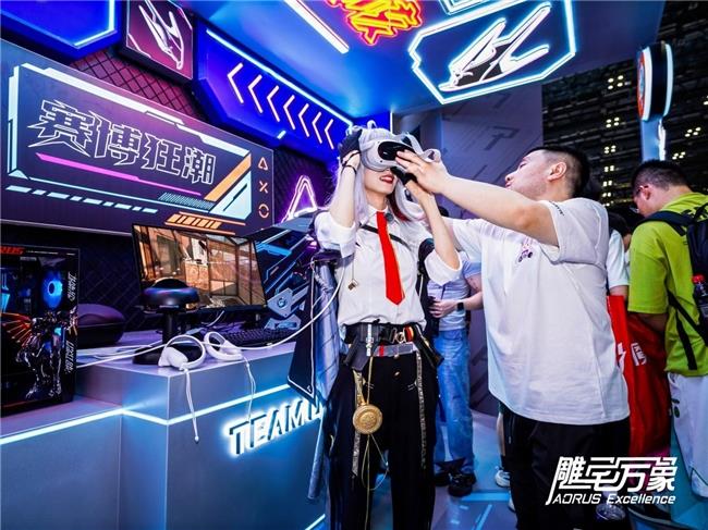 BW2025技嘉AORUS戰(zhàn)力全開，次元突破！硬核電競引爆文化狂潮