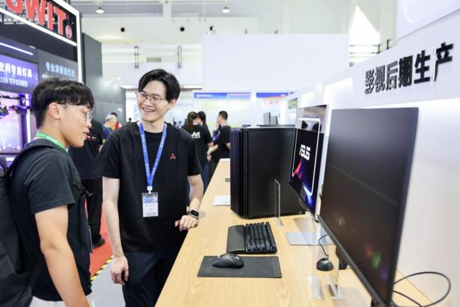 BIRTV2025，全能王牌華碩ProArt創(chuàng)夢Pro OLED專業(yè)顯示器冠絕全場！