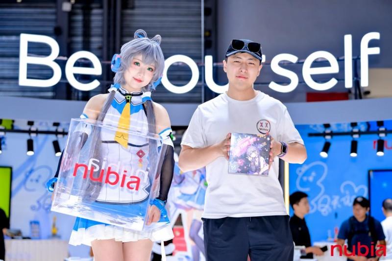 努比亞布局游戲二次元，攜手洛天依亮相ChinaJoy2025