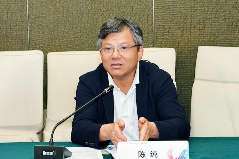 破解 AI “安全與性能” 難題！DeepSeek-R1-Safe 基礎大模型在華為全聯(lián)接大會2025正式發(fā)布